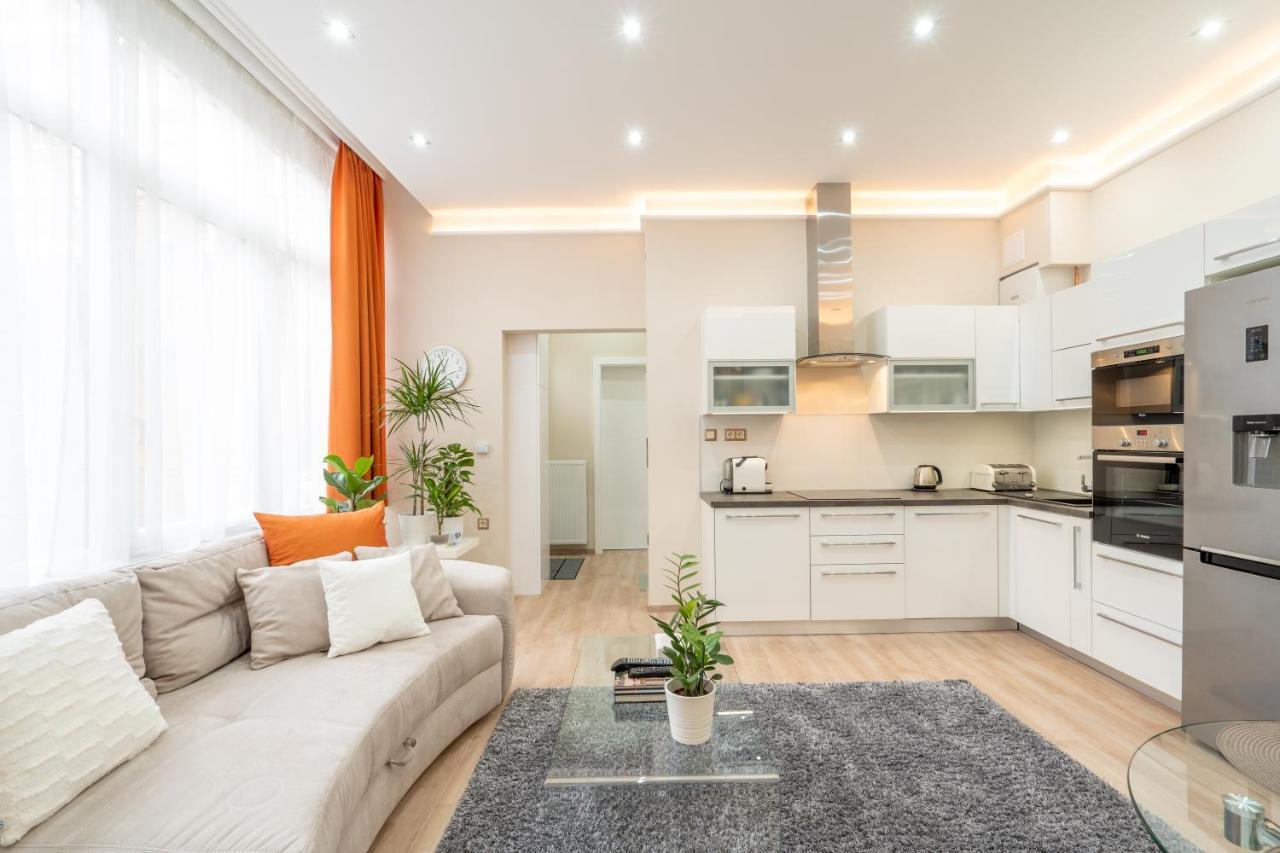 Modern, Quiet & Cozy Apartment In The Middle Of Downtown Near Danube At Fashion Street Budapest Exterior foto